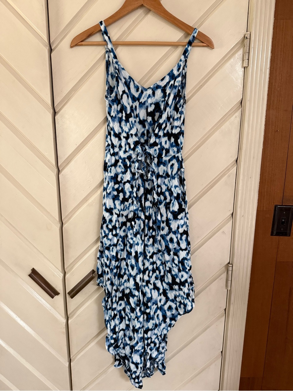 Vince Camuto Blue & Black Printed Asymmetrical Slip Jumpsuit